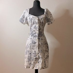 Milk maid porcelain pink button front dress